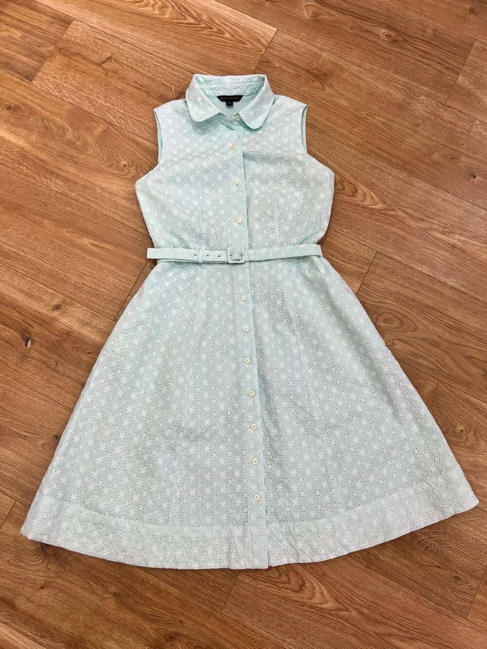 Brooks Brothers Sleeveless Cotton Eyelet Belted Shirt Dress Size 8 Mint Green